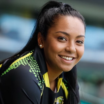 Alana King Biography